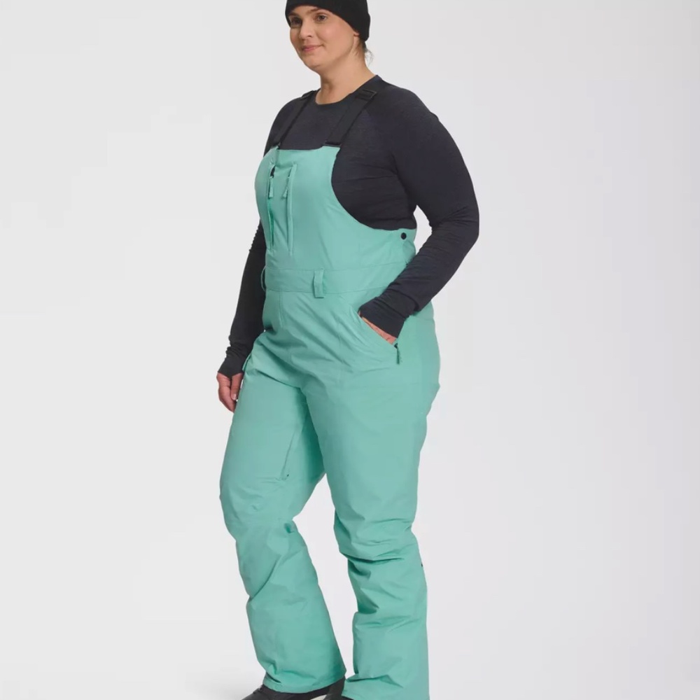 The North Face Women’s Plus Freedom Insulated Bibs | Color: Wasabi